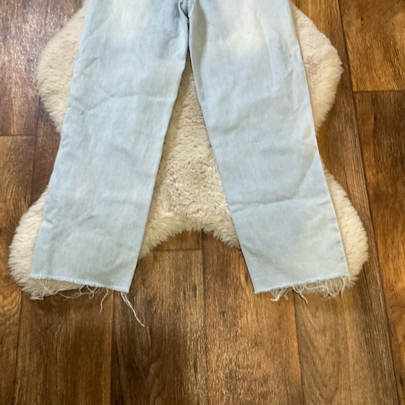 Petal & Pup Light Wash Asymmetrical Button Fly Denim Jeans Women's 0 Raw Hem - Picture 9 of 10